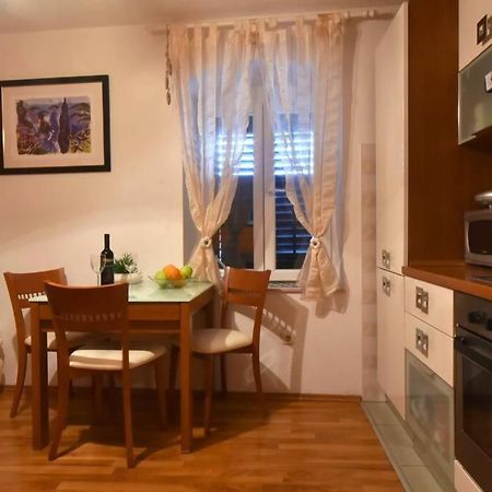 Cozy, Adorable Apartment Elizabeta สปลิท ภายนอก รูปภาพ